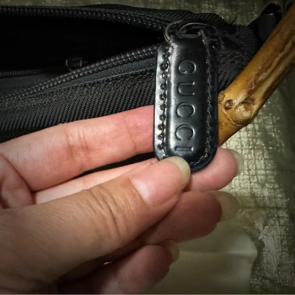 Authentic Vintage Gucci Black Bag with Bamboo Accent handbag - Picture 13 of 17